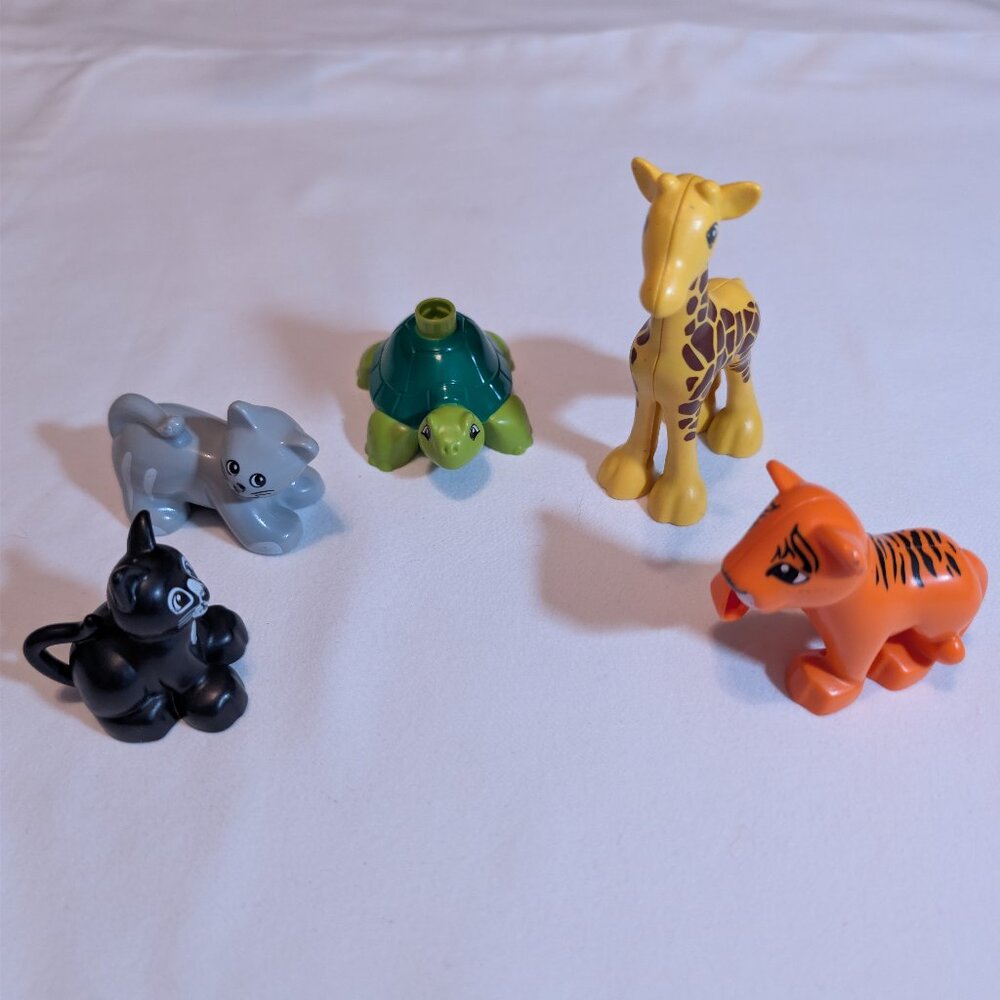 LEGO DUPLO | Set of 5 Animals - Tiger Giraffe Turtle Cats